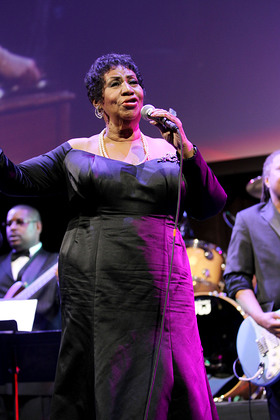 Photo: Aretha Franklin Performs at Event To Prevent