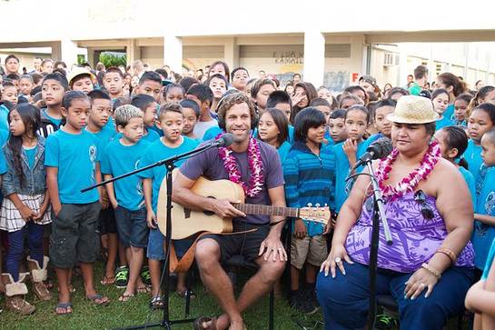 Jack Johnson and Paula Fuga perform with Turnaround Arts students in Hawaii for the Everyday People video