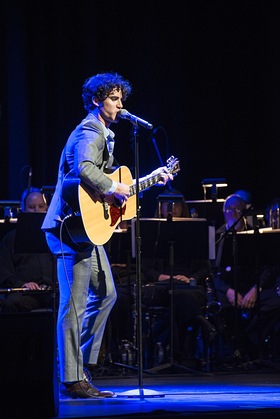 Darren Criss Performs