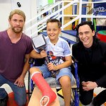 Chris Hemsworth And Tom Hiddleston Take Thor And Loki To Children's Hospital