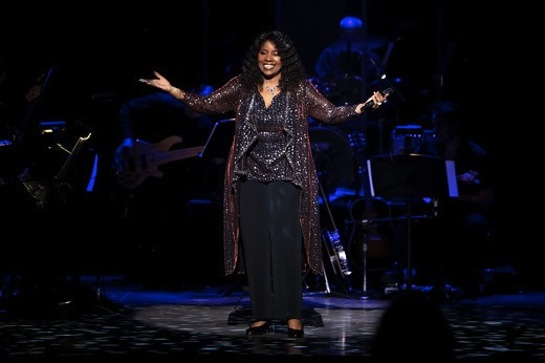 Gloria Gaynor performs I Will Survive