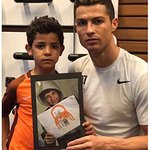 Cristiano Ronaldo Gets Haircut Advice From Syrian Refugee Teen