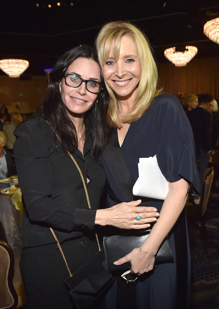 Friends Courteney Cox and Lisa Kudrow
