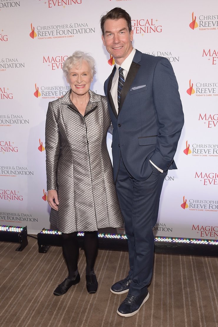 Jerry O’Connel and Glenn Close