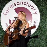 Stars Attend 2018 Farm Sanctuary On The Hudson Gala