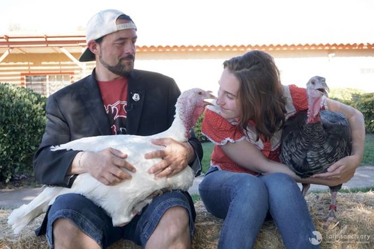 KEVIN AND HARLEY QUINN SMITH AND FRIEND