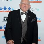 Ed Asner Celebrates 89th Birthday With Sold Out Benefit for Families Affected by Autism and Special Needs