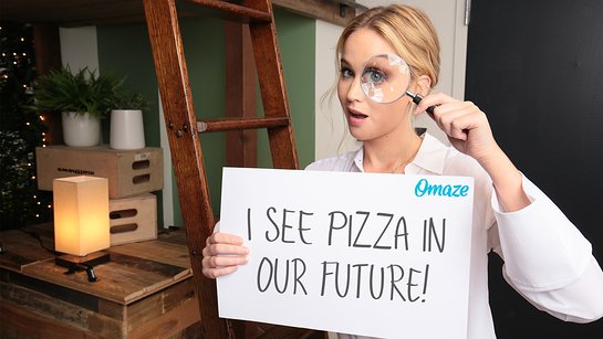 Grab Pizza With Jennifer Lawrence