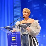 Yeardley Smith Honored At Human Rights Campaign Los Angeles Dinner