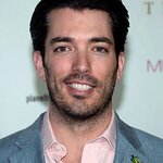 Jonathan and Drew Scott Urge Support Of Habitat Hammers Back Hurricane Recovery Initiative