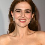 Zoey Deutch