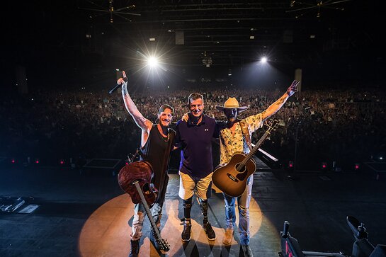 Florida Georgia Line presented Greg Dotson with all terrain wheelchair at FGL's Dallas show