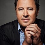 Vince Gill To Play Charity Concert