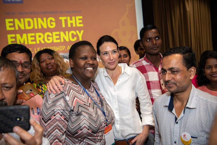 Claire Forlani talking to TB Survivors.