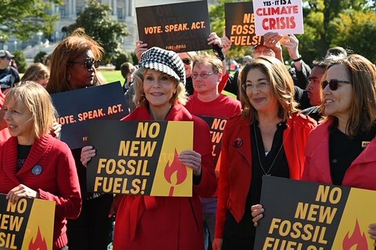 Jane Fonda Leads Fire Drill Fridays - Look to the Stars