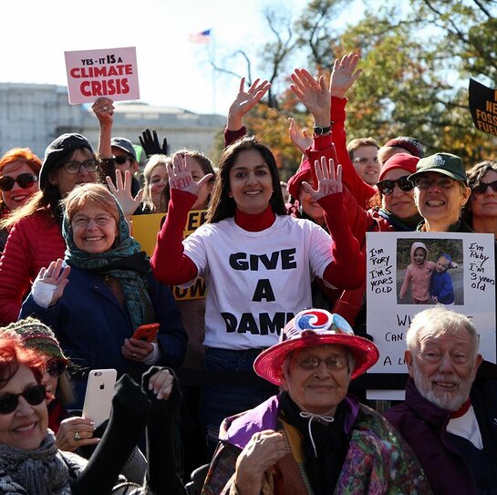 Marchers are asking for a New Green Deal Marchers are asking for a New Green Deal
