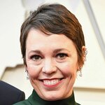 Olivia Coleman Packs Humanitarian Supplies For Ukraine