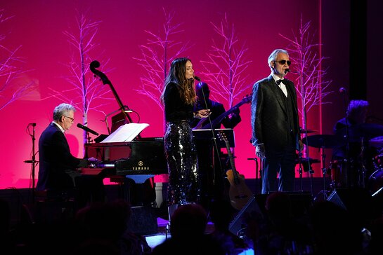 David Foster, Katharine McPhee, and Andrea Bocelli perform at PCF's Annual New York Dinner David Foster, Katharine McPhee, and Andrea Bocelli perform at PCF's Annual New York Dinner