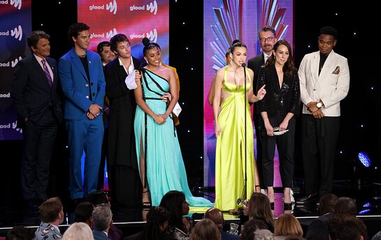 Saved By The Bell wins Outstanding Comedy Series Saved By The Bell wins Outstanding Comedy Series