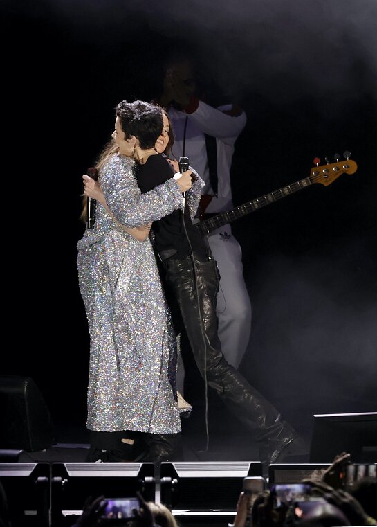 Alanis Morissette and Halsey embrace onstage at Audacy's We Can Survive Alanis Morissette and Halsey embrace onstage at Audacy's We Can Survive