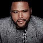 Anthony Anderson to Receive Golden Glove Award at 12th Annual Sugar Ray Leonard Foundation Charity Boxing Night