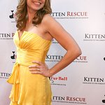 Jenna Fischer Hosts Fur Ball