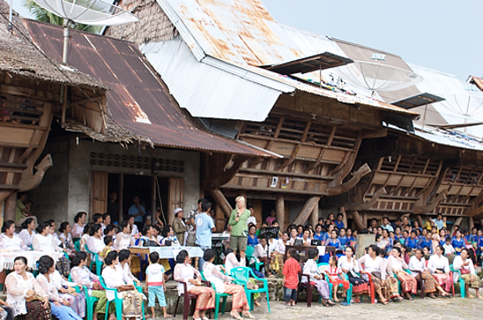 Bethany Hamilton speaking to women for Surf Aid International