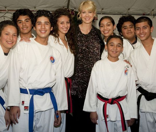 Jenna Elfman at PAL Xmas event