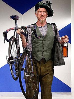 Matthew Modine - Dressed to Kilt 2010
