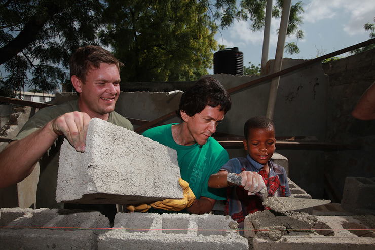 Mitch Albom Helps Out in Haiti