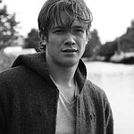 Ed Speleers To Run London Marathon For Charity