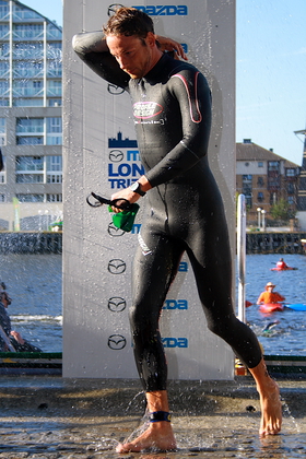 Jenson Button Competes In London Triathlon for Charity Jenson Button Competes In London Triathlon for Charity