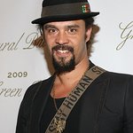 Michael Franti Honored With Universal Smile Award