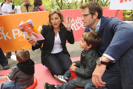 Mariska Hargitay at Jumpstart Block Party