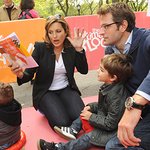 Mariska Hargitay Reads For The Record At Charity Block Party