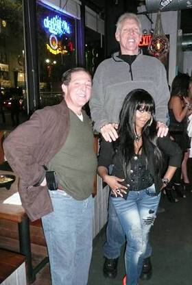 NBA all-star Bill Walton, rap superstar Lil Kim and real estate mogul Billy Procida at a bash on Sunday to raise much-needed funds for the charity Table to Table.