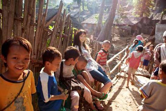 Lily Cole in Thailand