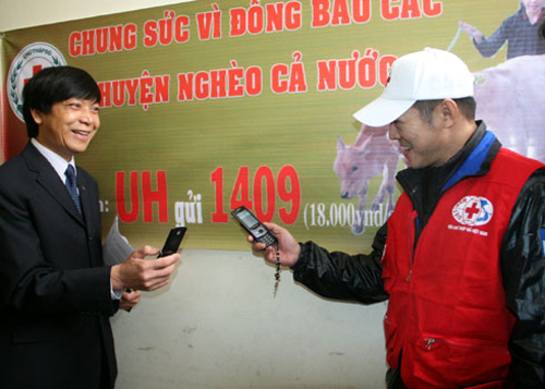 Jet Li Volunteers in Vietnam