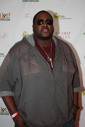Quinton Aaron at ALIVE! Expo Quinton Aaron at ALIVE! Expo