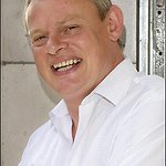 Martin Clunes