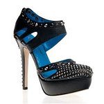 Jenny McCarthy Designs Fearless Shoes For Charity