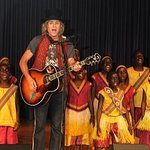 Big Kenny Joins African Children's Choir At Hospital Gig