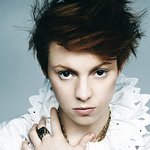 Elly Jackson (La Roux)