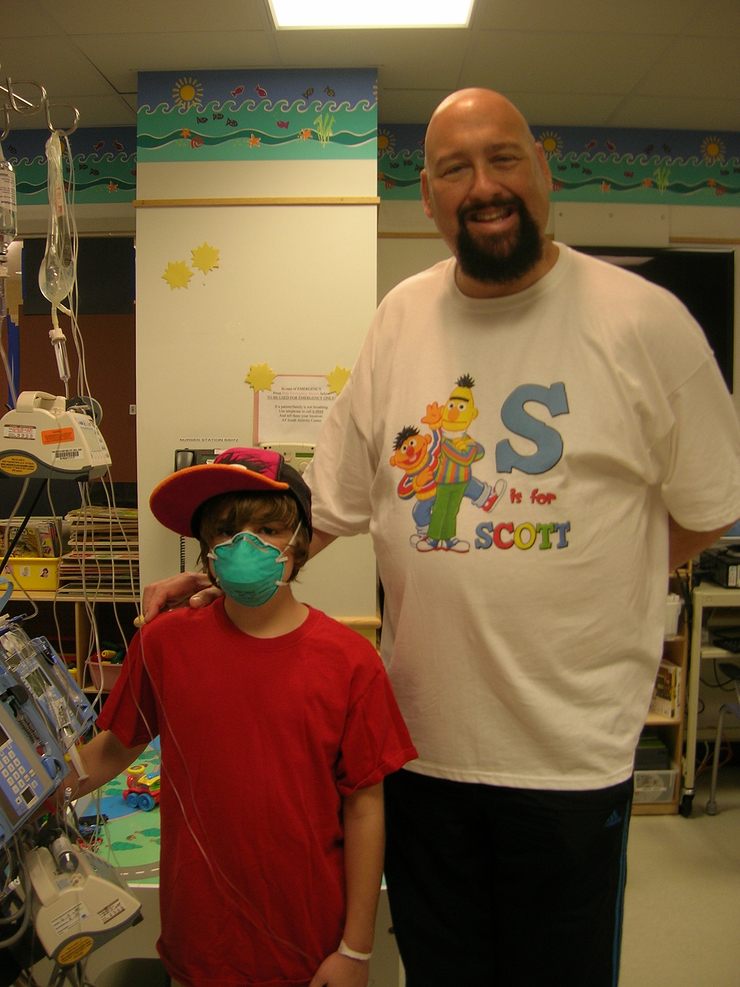 Scott L. Schwartz Visits Children's Hospital