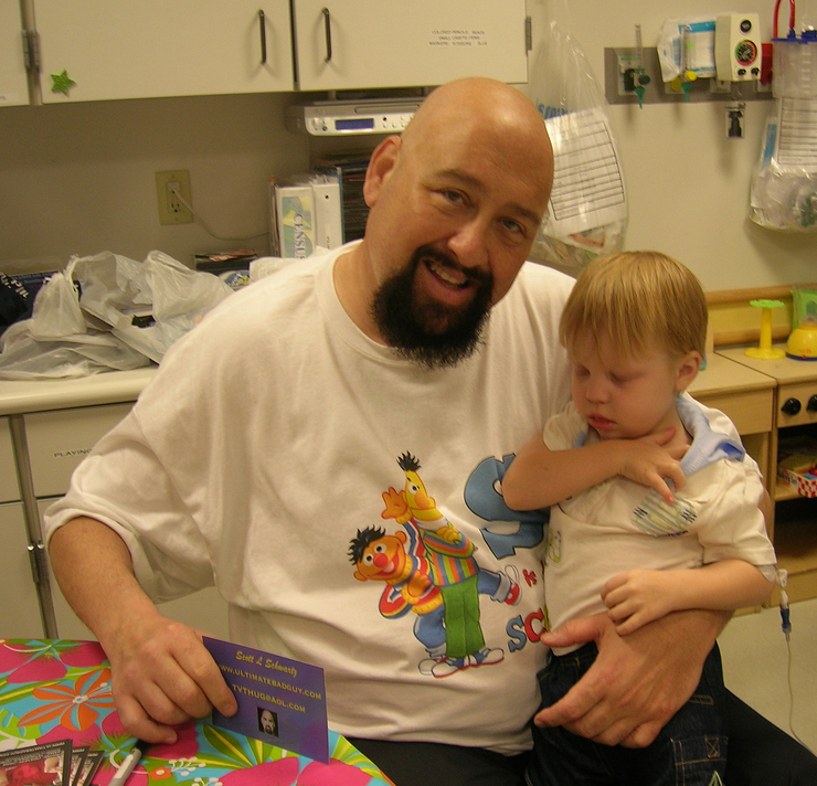 Scott L. Schwartz Visits Children's Hospital