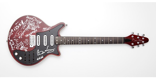 Brian May Signed Guitar Brian May Signed Guitar