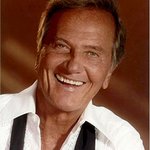Pat Boone to Honor Military and Veterans on Memorial Day