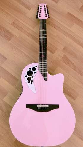 Melissa Etheridge Pink Guitar