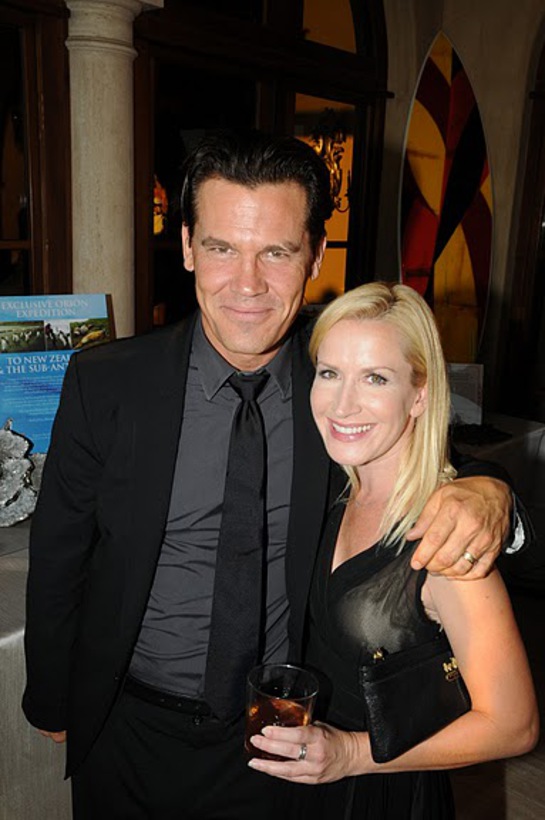 Josh Brolin Angela Kinsey (c)Oceana.Michael Munson