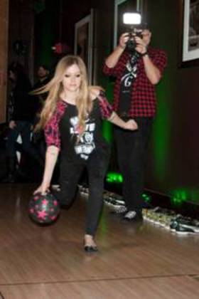 Avril Lavigne Celebrates Picksie 2.0 Launch at Lucky Strike Bowling Lanes in NYC